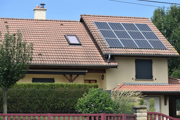How to assess the energy efficiency of a property before purchasing in Scotland?